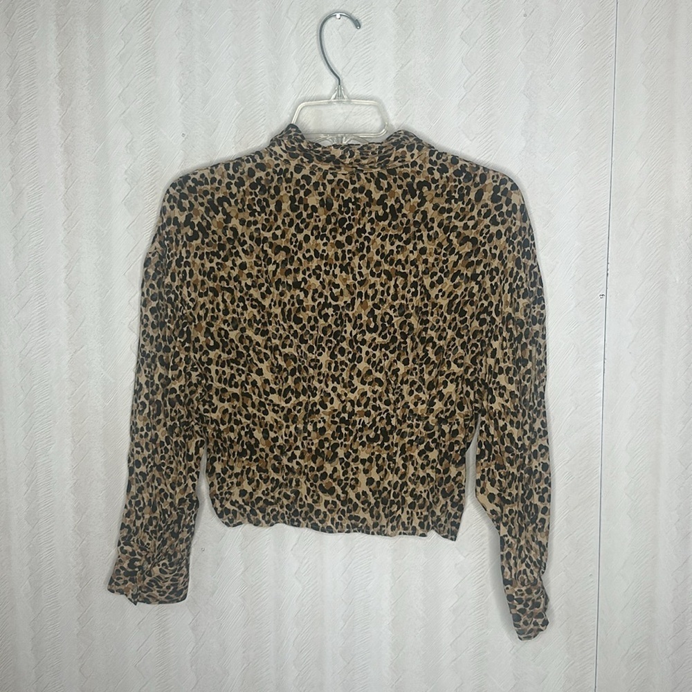❤️ ZARA leopard print button-down blouse SIZE SMALL - Picture 8 of 8